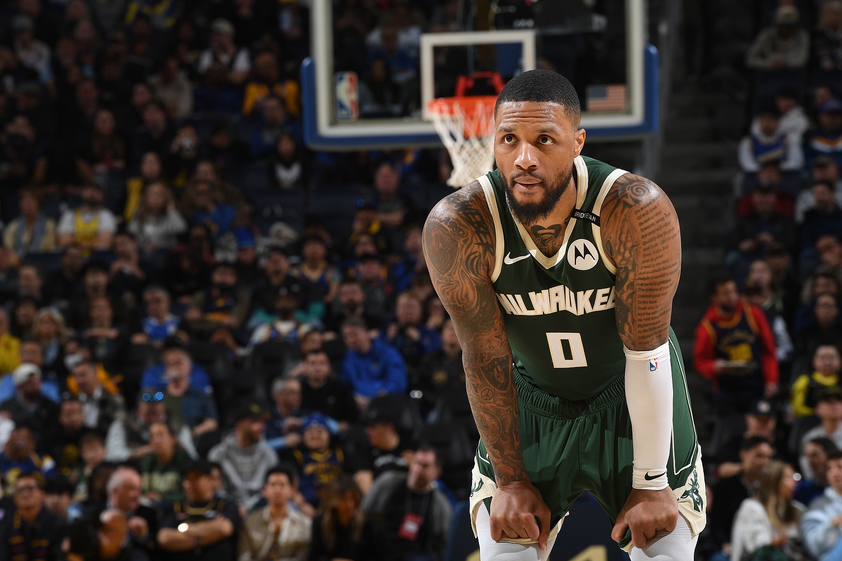 最终选择开拓者！Shams：绿军森林狼等10多支球队曾有意利拉德