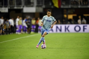 开云体育平台-记者：阿尔贝托-科斯塔的转会陷入停滞，尤文&amp;葡体财务方面未谈拢